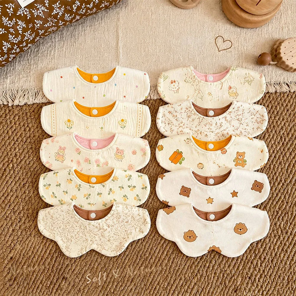 Cotton Waterproof Crumple Bib (Rotatable Petal)