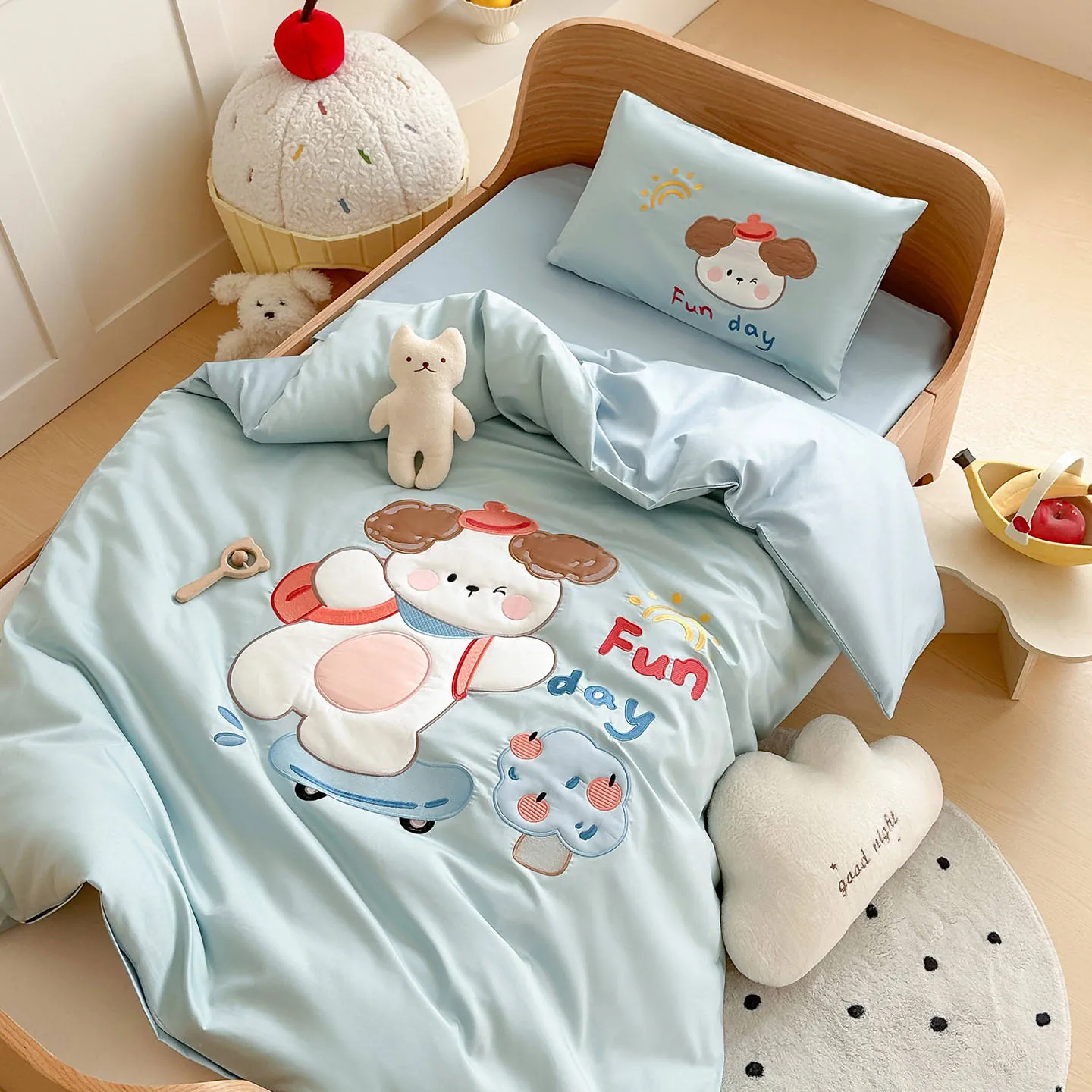 High-Count Long-Staple Cotton Embroidered Bedding Set